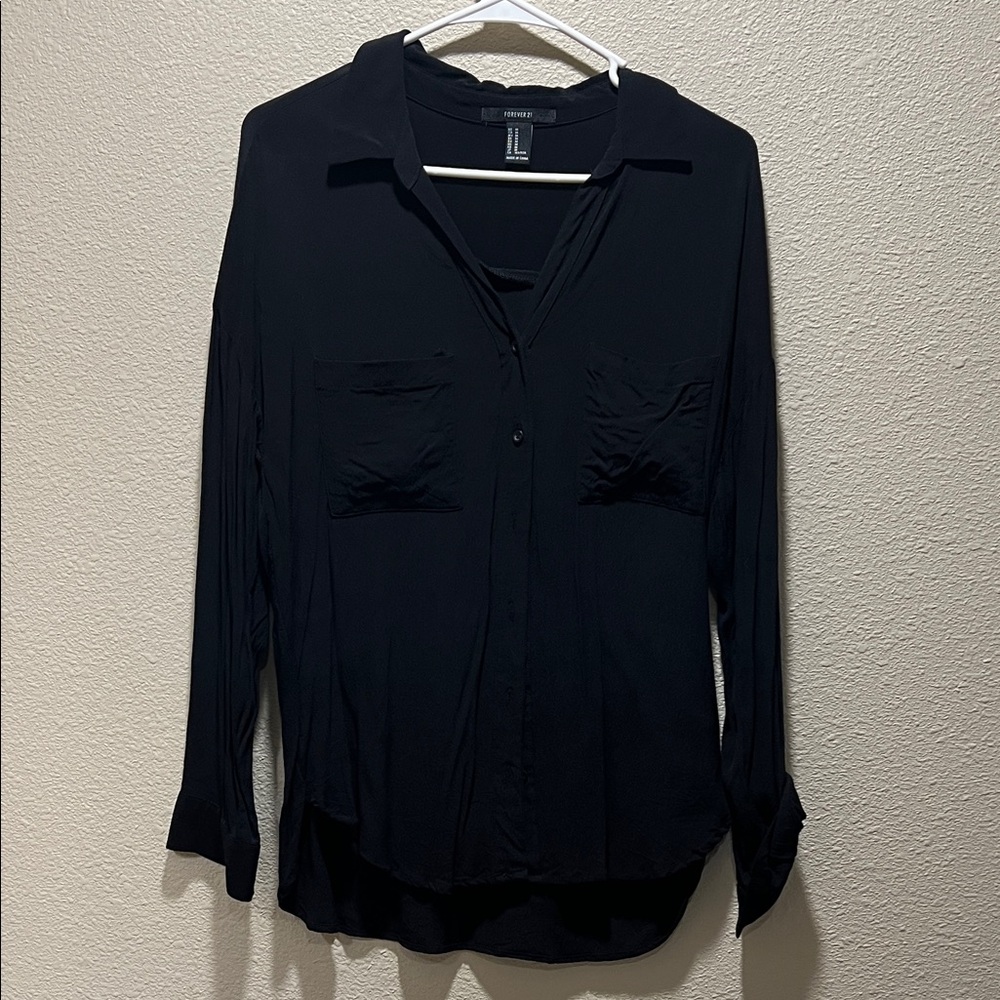 Forever 21 Women's Black Button Down Shirt